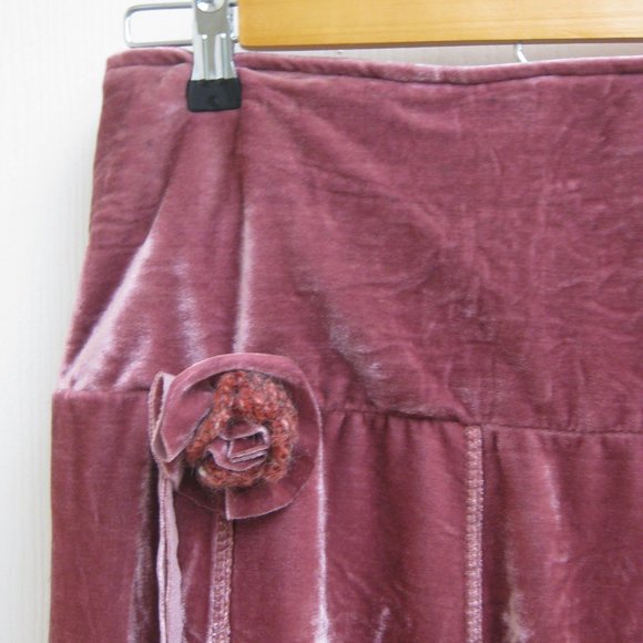 DV DN Skirts Nwot Dv Dn Pink Velvet Skirt S Small Poshmark